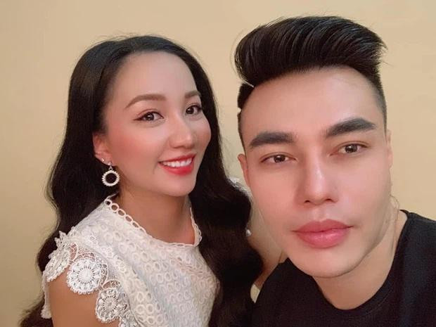 Vợ Lê Dương Bảo Lâm livestream "chốt đơn" ầm ầm dù bị cấm bán hàng - Hình 8 Vo Le Duong Bao Lam livestream