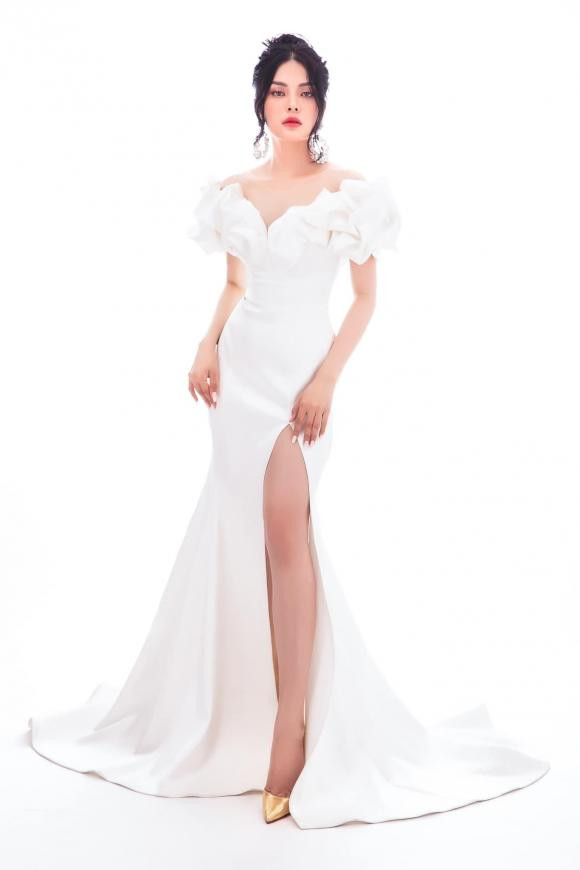 Động thái của Lily Chen giữa nghi vấn "chung bồ" với Ngọc Trinh - Hình 2 Dong thai cua Lily Chen giua nghi van