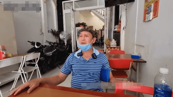 Bị con trai “tố” cờ bạc, Duy Phương lên tiếng: “Tiền còn không có ăn“ - Hình 3 Bi con trai “to” co bac, Duy Phuong len tieng: “Tien con khong co an“-Hinh-3