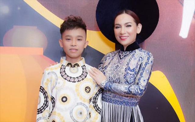 Lý do Hồ Văn Cường ít show, cát-sê thấp: Vỡ giọng, hát chênh phô - Hình 4 Ly do Ho Van Cuong it show, cat-se thap: Vo giong, hat chenh pho-Hinh-4