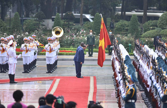 Chủ tịch nước chủ trì lễ đón Tổng thống Cộng hòa Sierra Leone - Hình 3 Chu tich nuoc chu tri le don Tong thong Cong hoa Sierra Leone-Hinh-3