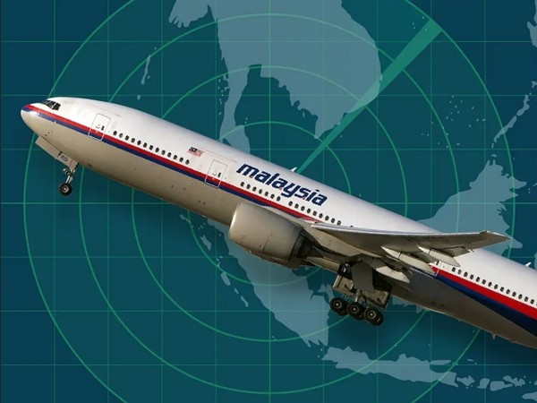 Thực hư video ghi lại chuyến bay MH370 biến mất trên bầu trời? Thuc hu video ghi lai chuyen bay MH370 bien mat tren bau troi?