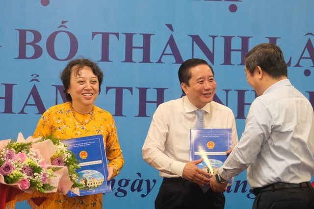 Điều động, bổ nhiệm nhân sự nhiều tỉnh thành phía Nam - Hình 3 Dieu dong, bo nhiem nhan su nhieu tinh thanh phia Nam-Hinh-3