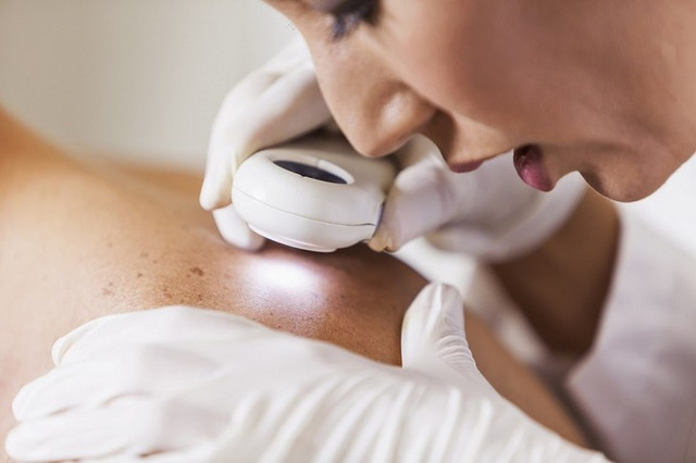 Vì sao Phòng khám chuyên khoa da liễu Dr.Lad bị phạt 135 triệu? Vi sao Phong kham chuyen khoa da lieu Dr.Lad bi phat 135 trieu?
