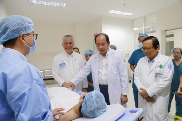 Em bé thứ 2 được thông tim bào thai chào đời khỏe mạnh - Hình 3 Em be thu 2 duoc thong tim bao thai chao doi khoe manh-Hinh-3