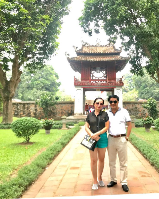 Bố mẹ chồng Lê Âu Ngân Anh sống sang chảnh, du lịch khắp nơi - Hình 15 Bo me chong Le Au Ngan Anh song sang chanh, du lich khap noi-Hinh-15