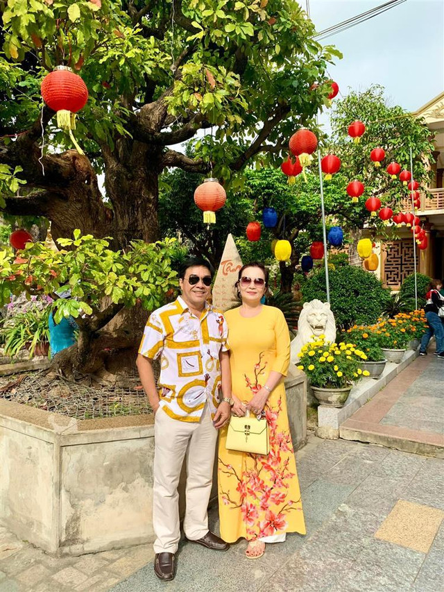 Bố mẹ chồng Lê Âu Ngân Anh sống sang chảnh, du lịch khắp nơi - Hình 11 Bo me chong Le Au Ngan Anh song sang chanh, du lich khap noi-Hinh-11