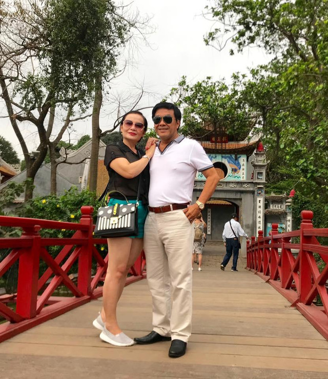 Bố mẹ chồng Lê Âu Ngân Anh sống sang chảnh, du lịch khắp nơi - Hình 17 Bo me chong Le Au Ngan Anh song sang chanh, du lich khap noi-Hinh-17