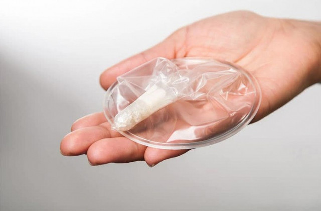 Mắc kẹt bao cao su suốt 3 tuần vì bạn trai thay đổi chiến thuật - Hình 3 Mac ket bao cao su suot 3 tuan vi ban trai thay doi chien thuat-Hinh-3