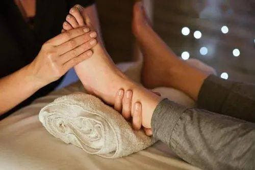 Phụ nữ sống thọ hay không, nhìn 'bàn chân' là biết? - Hình 3 Phu nu song tho hay khong, nhin 'ban chan' la biet?-Hinh-3