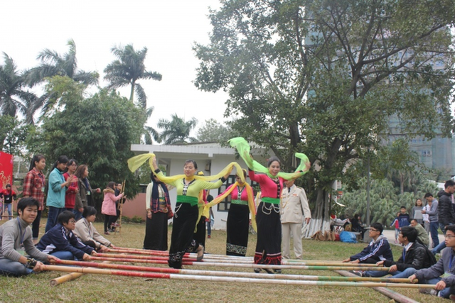 Vì sao Gen Z mách đến Hà Nội ghé Bảo tàng Dân tộc học VN? - Hình 7 Vi sao Gen Z mach den Ha Noi ghe Bao tang Dan toc hoc VN?-Hinh-7