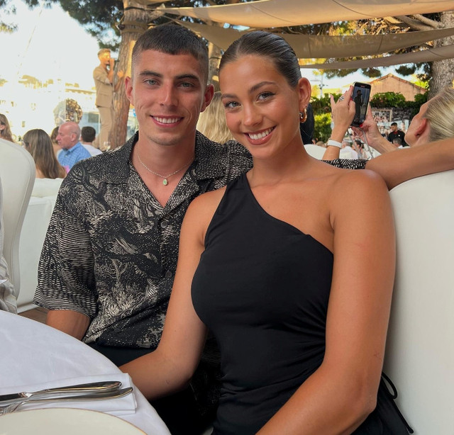 Những nàng Wags tuyệt đẹp của đội tuyển Đức - Hình 9 Nhung nang Wags tuyet dep cua doi tuyen Duc-Hinh-9
