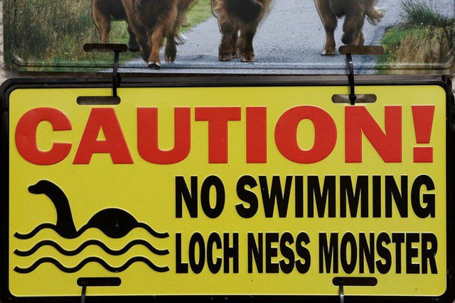 Hàng trăm tình nguyện viên tham gia săn lùng quái vật hồ Loch Ness - Hình 4 Hang tram tinh nguyen vien tham gia san lung quai vat ho Loch Ness-Hinh-4