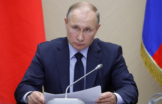 Ông Putin lên tiếng về cuộc tấn công tên lửa vào Ukraine Ong Putin len tieng ve cuoc tan cong ten lua vao Ukraine