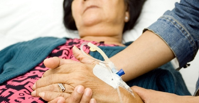 Mẹ nhập viện, chúng tôi mới biết mưu hèn của vợ chồng em gái Me nhap vien, chung toi moi biet muu hen cua vo chong em gai