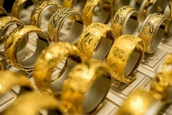 Giá vàng hôm nay 3/8: Lo ngại bất ổn, vàng tăng vọt lên đỉnh Gia vang hom nay 3/8: Lo ngai bat on, vang tang vot len dinh