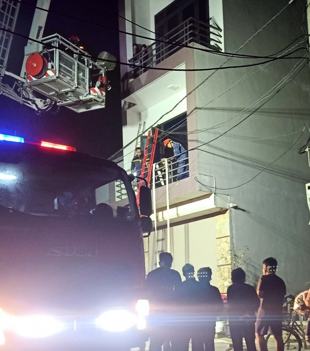 Bắc Ninh: Cháy nhà dân, 6 người được cứu nạn kịp thời Bac Ninh: Chay nha dan, 6 nguoi duoc cuu nan kip thoi