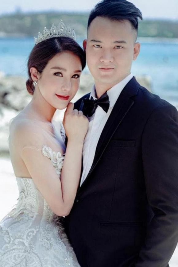Sao nữ lấy nhầm chồng: Thúy Nga mất tiền, Diệp Lâm Anh bị chặn xe Sao nu lay nham chong: Thuy Nga mat tien, Diep Lam Anh bi chan xe