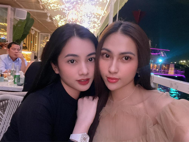 Lộ bằng chứng Cẩm Đan - Đức Huy hẹn hò dù chối đây đẩy - Hình 5 Lo bang chung Cam Dan - Duc Huy hen ho du choi day day-Hinh-5