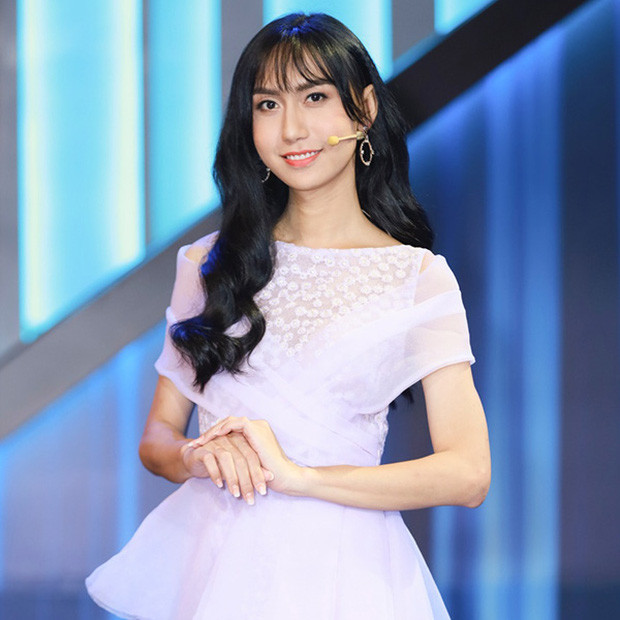Lynk Lee bị u nang thanh quản, phải phẫu thuật, hạn chế nói - Hình 2 Lynk Lee bi u nang thanh quan, phai phau thuat, han che noi-Hinh-2
