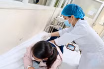 Kiểm soát dậy thì sớm ở trẻ