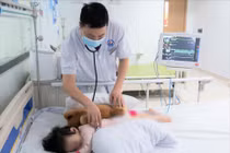 Bệnh tay chân miệng gia tăng, nhiều ca diễn biến nặng 