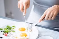 Ăn sáng thế nào để bảo vệ tuyến giáp?