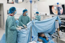 Người đàn ông 50 tuổi ở Hà Nội mắc 3 loại ung thư nguyên phát hiếm gặp