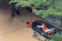 Cao Bằng ngập sâu, một thuyền cứu hộ gặp nạn khi cứu dân 