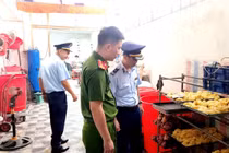 Lạng Sơn xử phạt cơ sở sản xuất bánh trung thu vi phạm an toàn thực phẩm