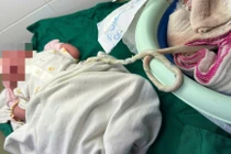 Hiểm họa sinh con tại nhà theo trào lưu "thuận tự nhiên" 