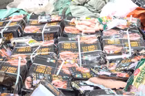 Hà Nội tạm giữ gần 1,7 tấn xúc xích không rõ nguồn gốc