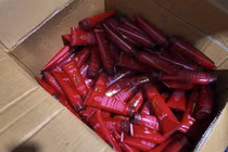 Phá đường dây sản xuất mỹ phẩm giả quy mô lớn tại TP HCM, Tây Ninh