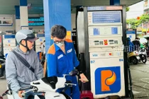 Giá xăng RON 95-III lên hơn 29.000 đồng/lít sau kỳ điều chỉnh vào tối 10/3