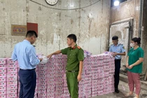 Tạm giữ hơn 250 kg trái cây nhập lậu để xử lý theo quy định