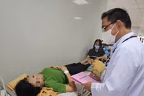 Hàng chục người ở TP HCM nhập viện nghi ngộ độc thực phẩm sau ăn bánh mì