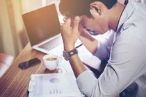 Cảnh báo ngồi lâu gây teo não