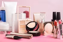 Công ty Đất Hứa thu hồi 54 phiếu công bố sản phẩm mỹ phẩm