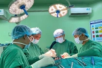 Phẫu thuật vá sọ bằng Titanium 3D cho nam bệnh nhân bị khuyết sọ lớn