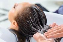 Keratin phục hồi tóc hư tổn có thể gây hại cho sức khỏe