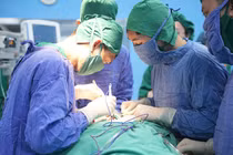 Nam thanh niên mắc u tuyến giáp di căn do chủ quan không khám bệnh định kỳ