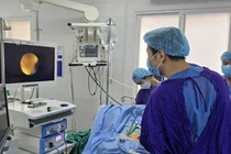 Người phụ nữ quên thiết bị y tế trong cơ thể đặt 15 năm chưa rút