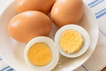 Lợi ích của trứng trong phòng ngừa loãng xương, bảo vệ tim mạch