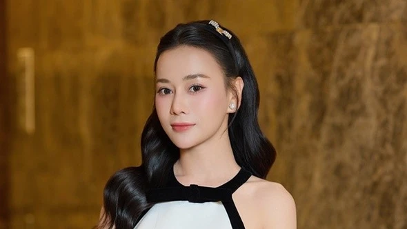 Vì sao bài đăng mới của diễn viên Phương Oanh thu hút sự chú ý?