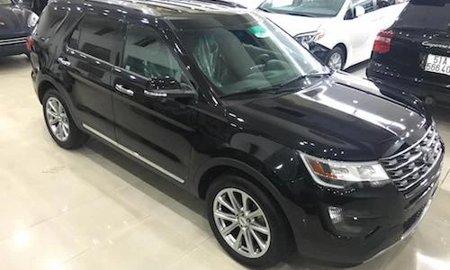 Cặp đôi siêu SUV "khủng" Ford Explorer Limited đến VN