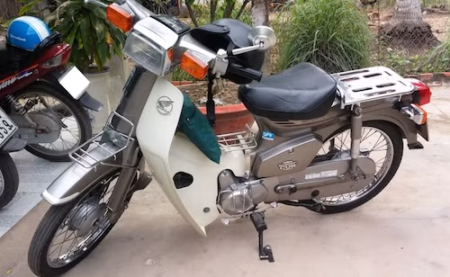 Huyền thoại Honda Cub 82 “nguyên zin cực độc” tại VN