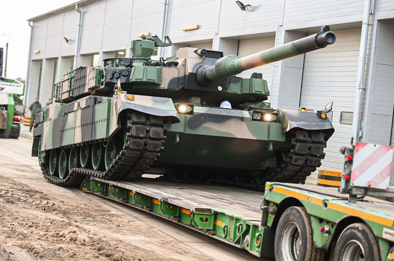 Ba Lan mua K2 Black Panther, Ukraine sẽ có thêm xe tăng từ đồng minh