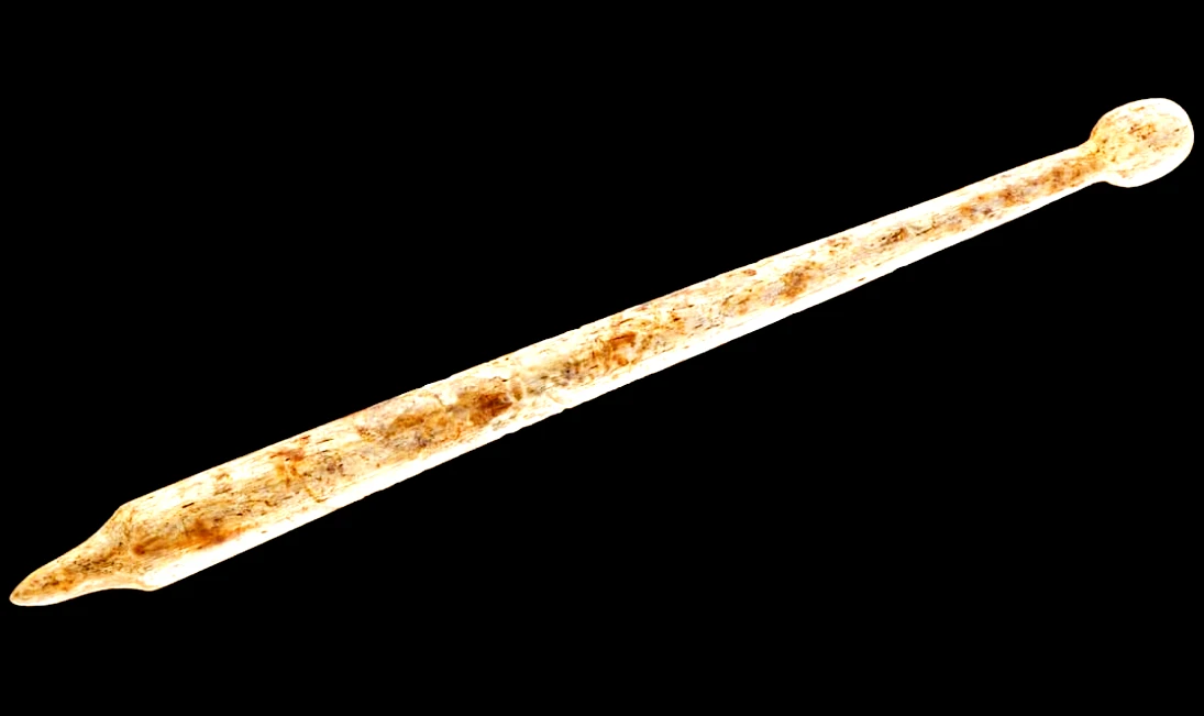 Bí ẩn bút xương Celt 2.000 năm tuổi hé lộ lịch sử nhân loại