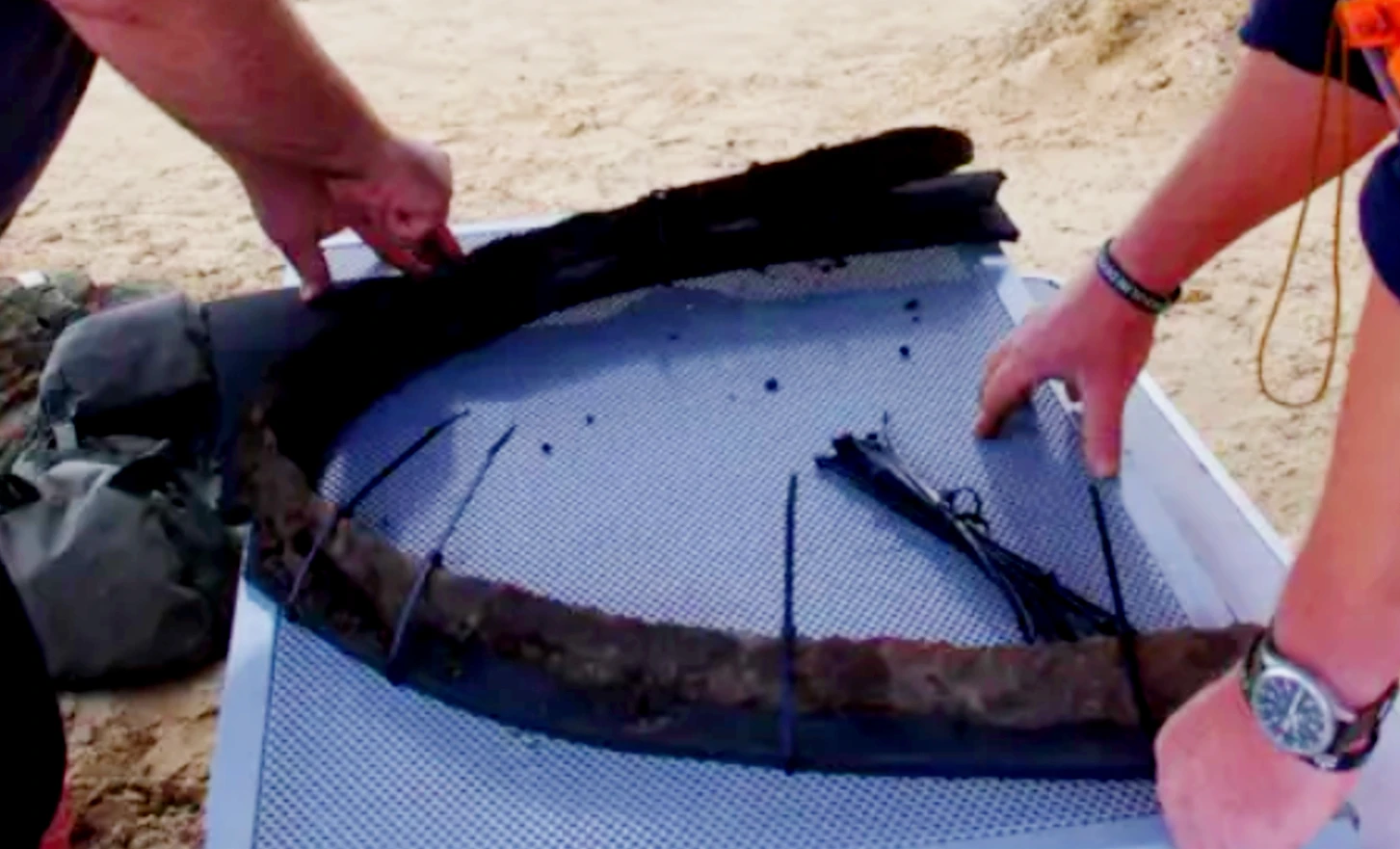 Lần đầu tìm thấy bánh xe ngựa 3.500 tuổi khi xây sân golf 