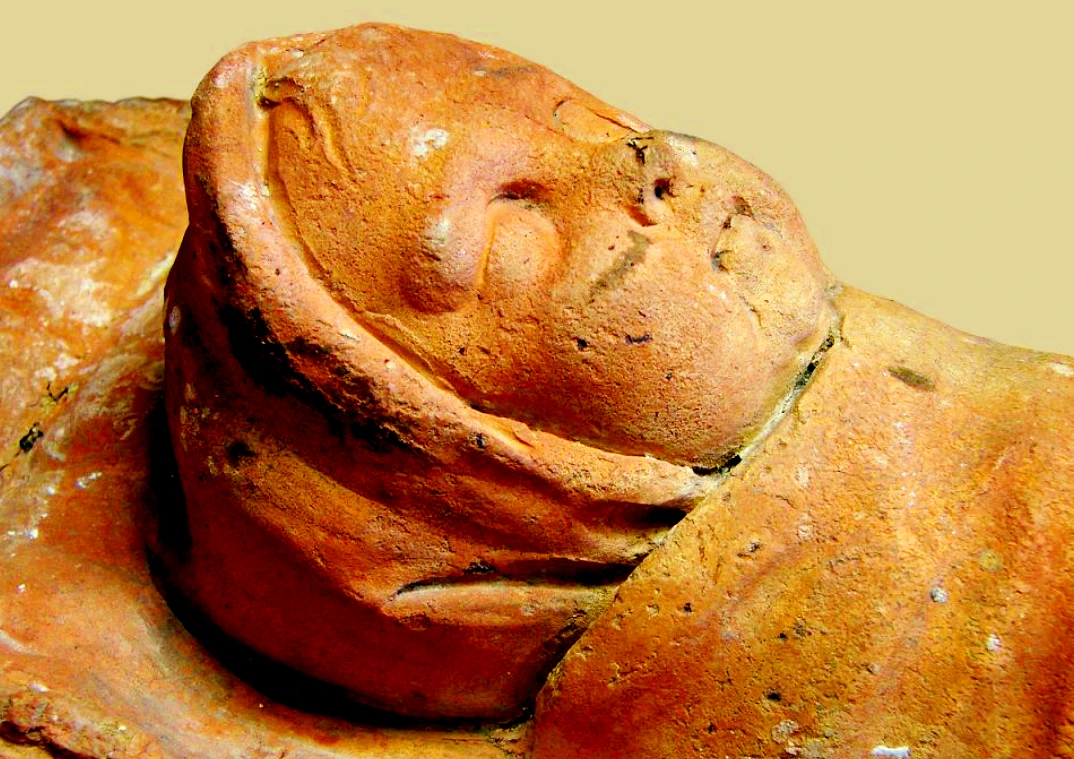 Ngôi mộ trẻ em 8.000 năm tuổi tiết lộ bí mật rùng mình 